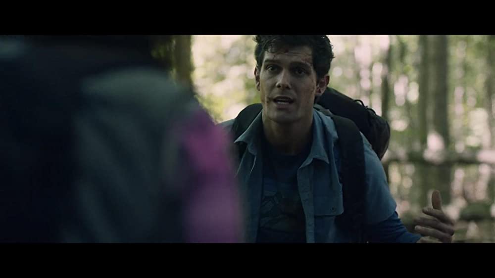 「クライモリ」Emma Dumont & ディラン・マクティーの画像