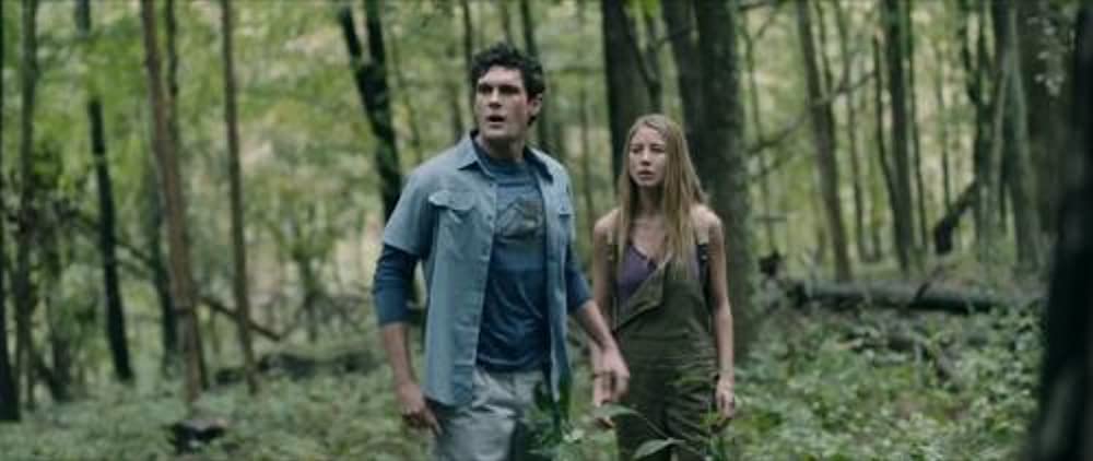 「クライモリ」ディラン・マクティー & シャルロッテ・ベガの画像