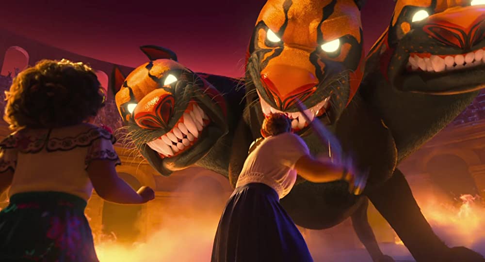 「ミラベルと魔法だらけの家」ステファニー・ベアトリス & Jessica Darrowの画像