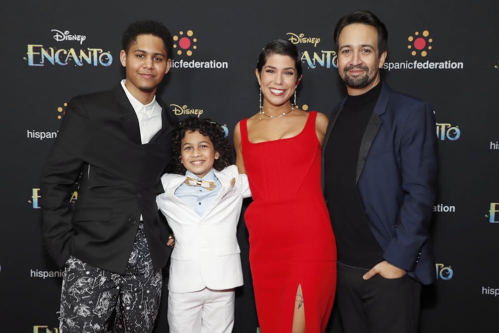 ミラベルと魔法だらけの家の画像