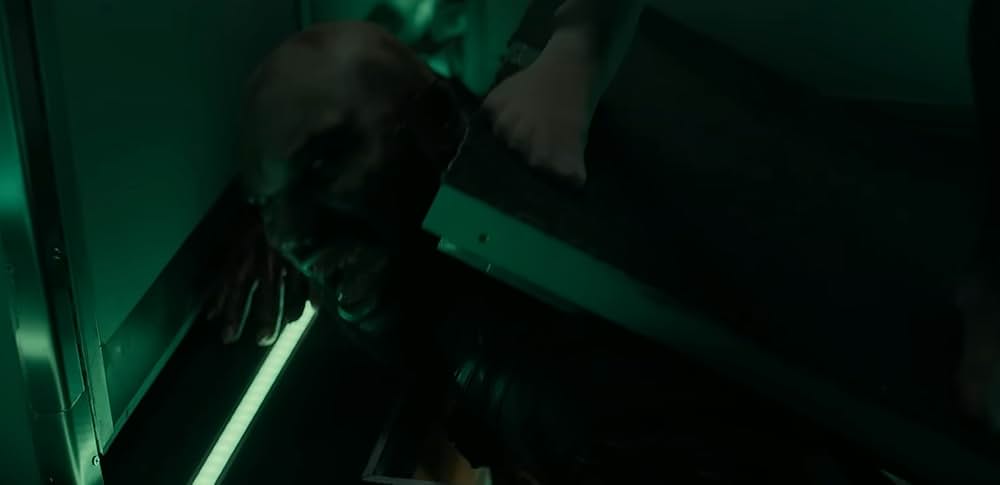 ブラッド・レッド・スカイの画像