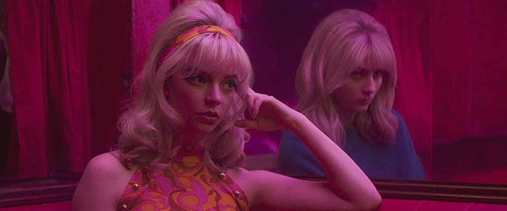 「ラストナイト・イン・ソーホー」トーマシン・マッケンジー & アニヤ・テイラー＝ジョイの画像