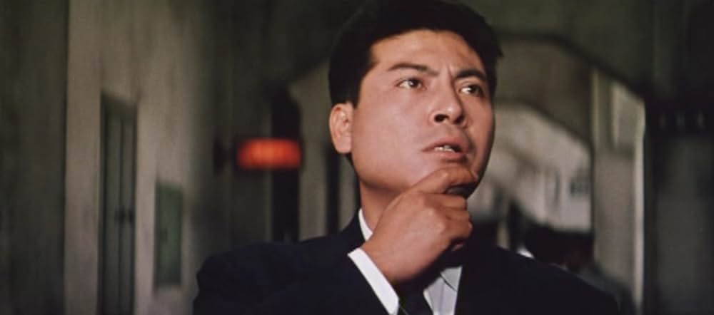 足にさわった女の画像