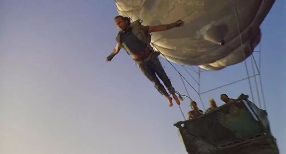 「ウォーターワールド エクステンデッド・バージョン」ケビン・コスナー & ジーン・トリプルホーンの画像