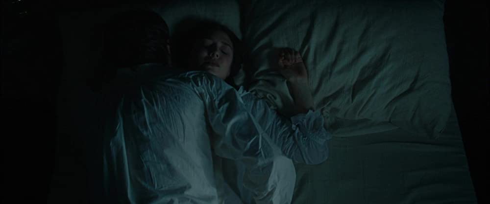 「テレーズ 情欲に溺れて」トム・フェルトン & エリザベス・オルセンの画像