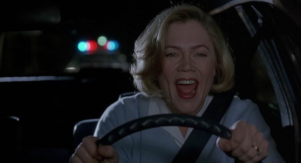 シリアル・ママの画像