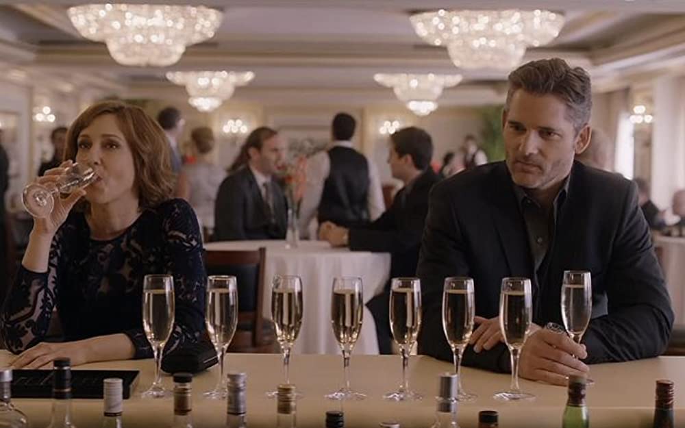 「現地（にいない）特派員」エリック・バナ & ベラ・ファーミガの画像