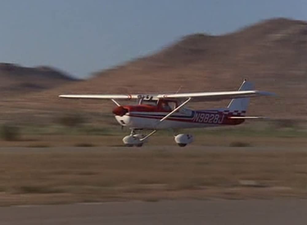 アイアンイーグル4の画像