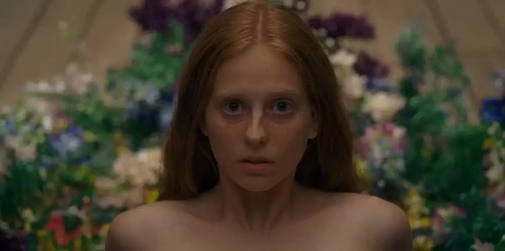 「ミッドサマー」フローレンス・ピュー & Isabelle Grill & ウィルヘルム・ブロングレンの画像