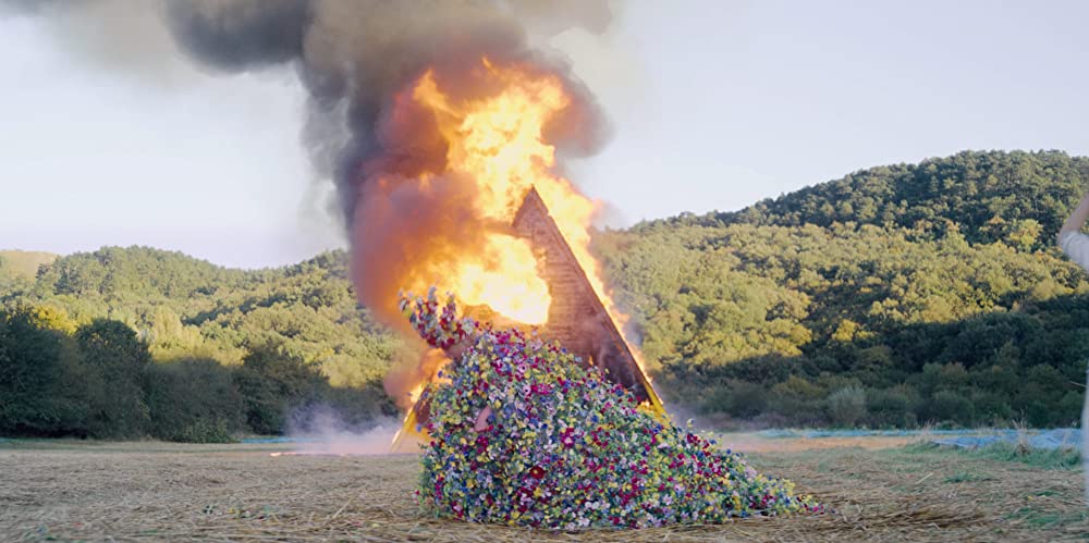 「ミッドサマー」フローレンス・ピューの画像