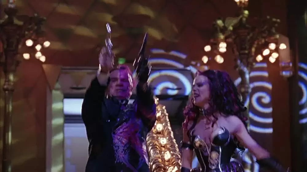 「バットマン フォーエヴァー」トミー・リー・ジョーンズ & デビ・メイザーの画像