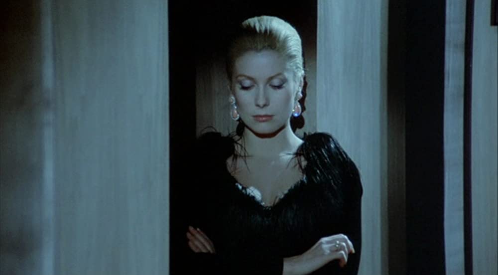 「リスボン特急」カトリーヌ・ドヌーブの画像