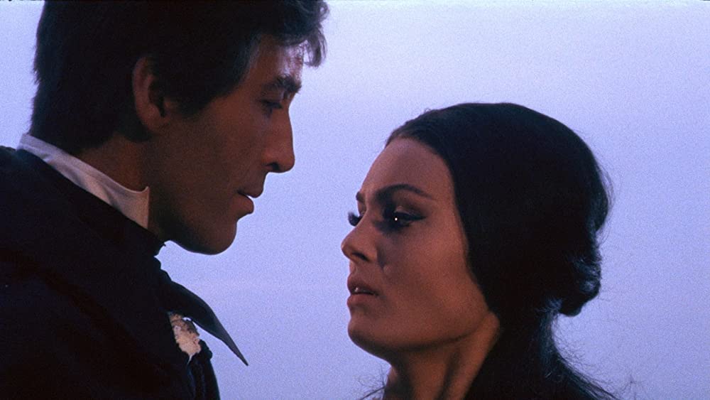 「白い肌に狂う鞭」クリストファー・リー & ダリア・ラビの画像