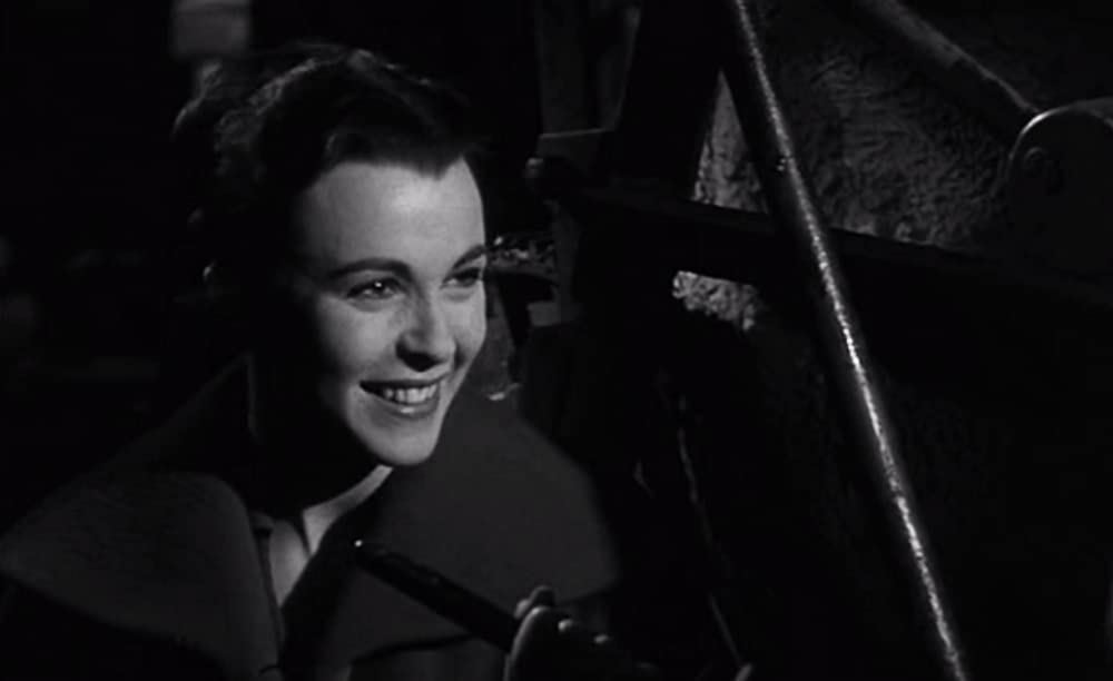 「二つの世界の男」クレア・ブルームの画像