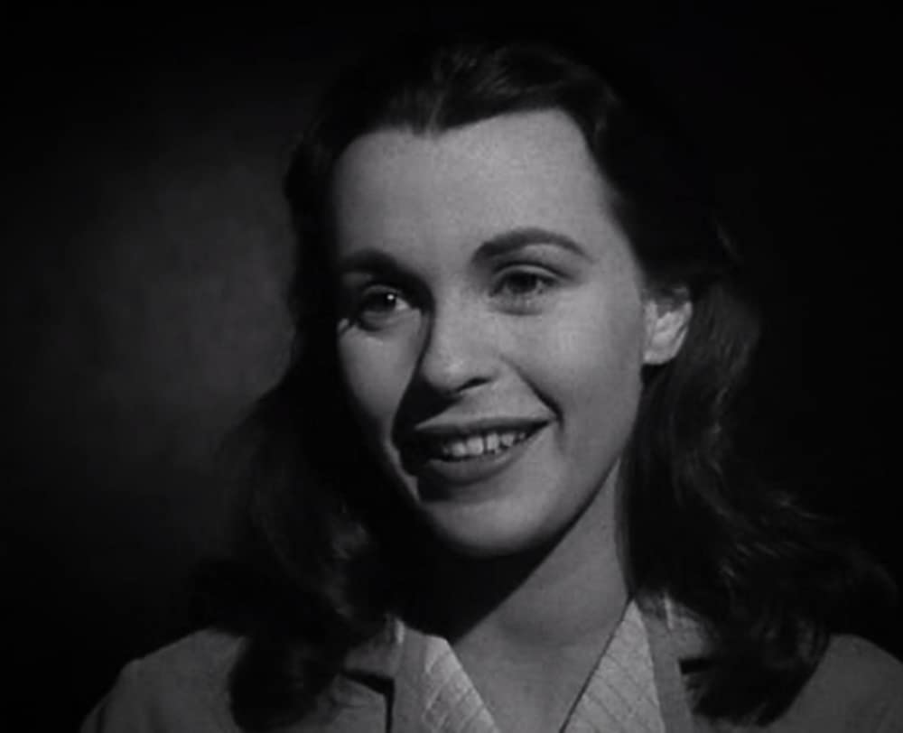 「二つの世界の男」クレア・ブルームの画像