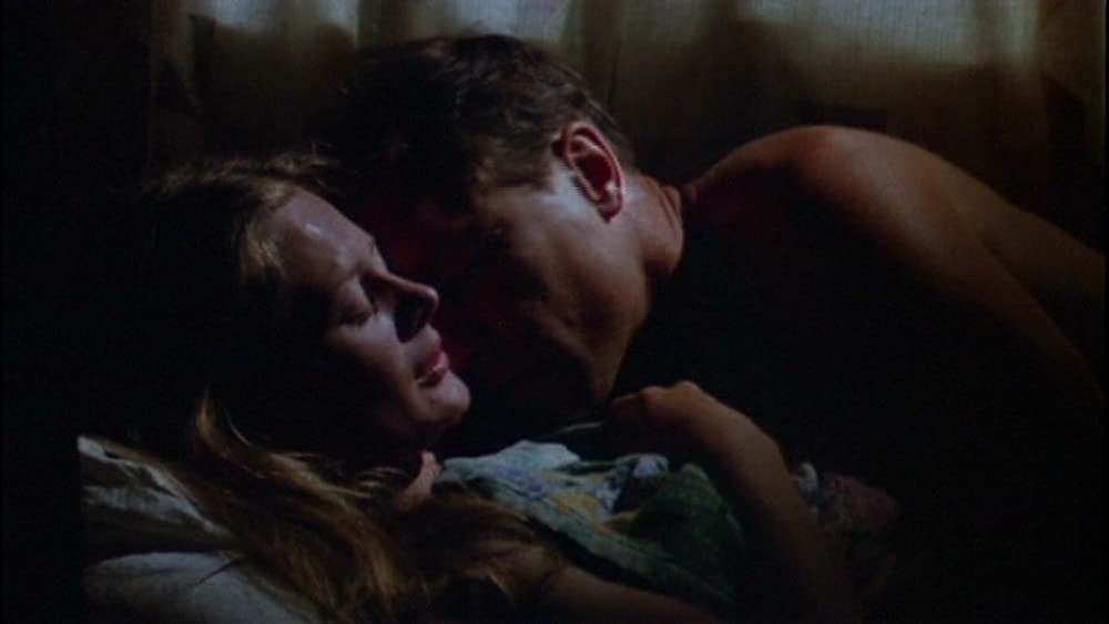 「雨のなかの女」ロバート・デュバル & シャーリー・ナイトの画像