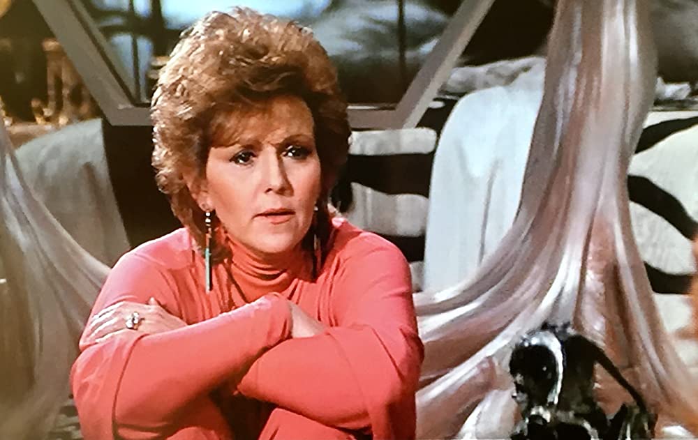 「スーパーガール」ブレンダ・バッカロの画像