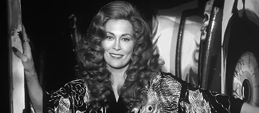 「スーパーガール」フェイ・ダナウェイの画像