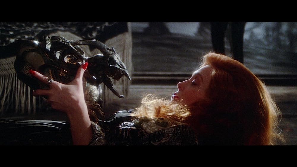 「スーパーガール」フェイ・ダナウェイの画像