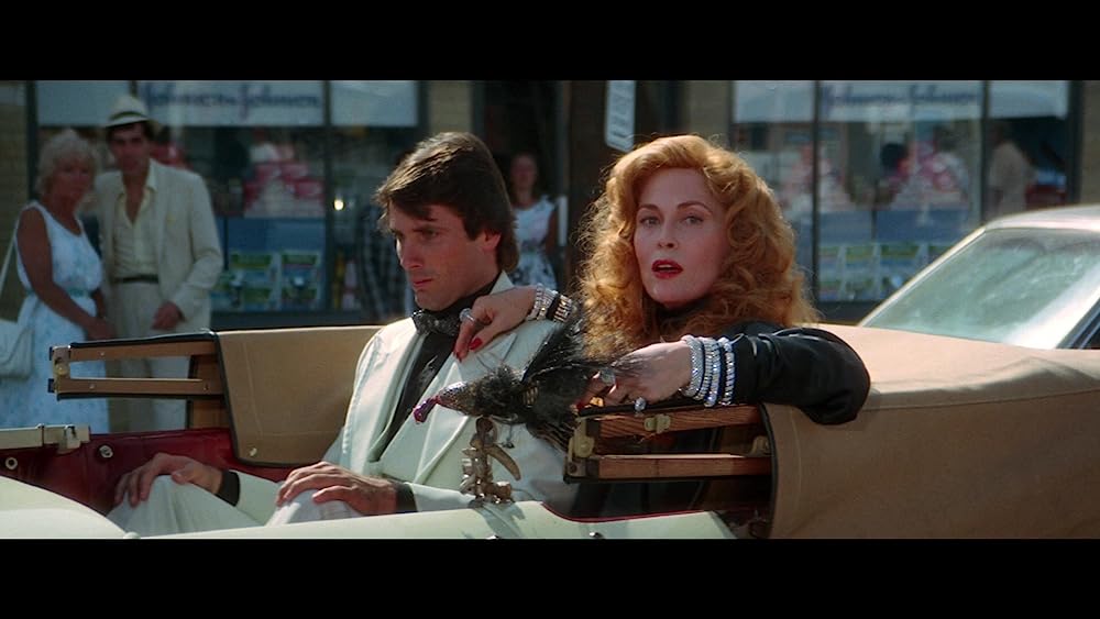 「スーパーガール」ハート・ボックナー & フェイ・ダナウェイの画像