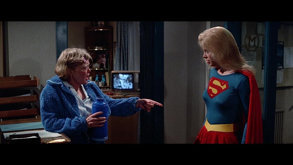 「スーパーガール」の画像