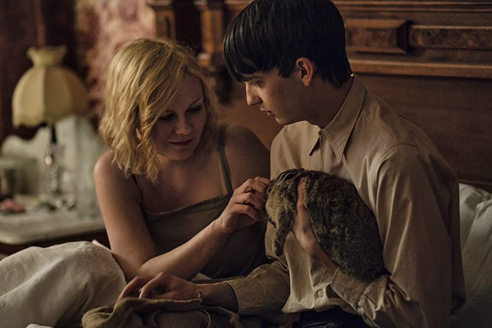 「パワー・オブ・ザ・ドッグ」キルステン・ダンスト & コディ・スミット＝マクフィーの画像