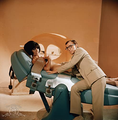 007/カジノ・ロワイヤル（1967）の画像