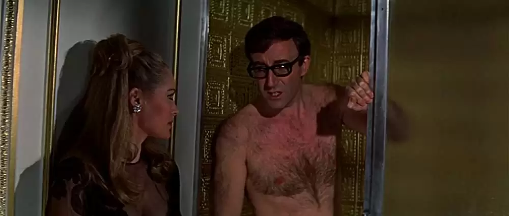 「007/カジノ・ロワイヤル（1967）」ウルスラ・アンドレス & ピーター・セラーズの画像