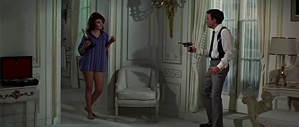 「007/カジノ・ロワイヤル（1967）」ジャクリーン・ビセット & ピーター・セラーズの画像