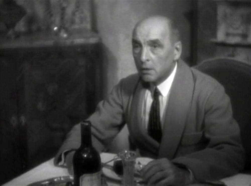 黄色の部屋の画像