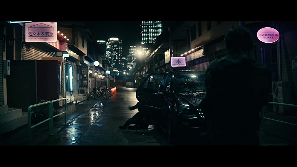 「ケイト」浅野忠信 & メアリー・エリザベス・ウィンステッドの画像