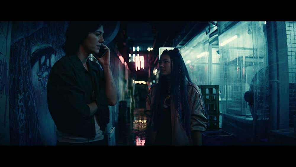 「ケイト」メアリー・エリザベス・ウィンステッド & ミク・マルティノーの画像