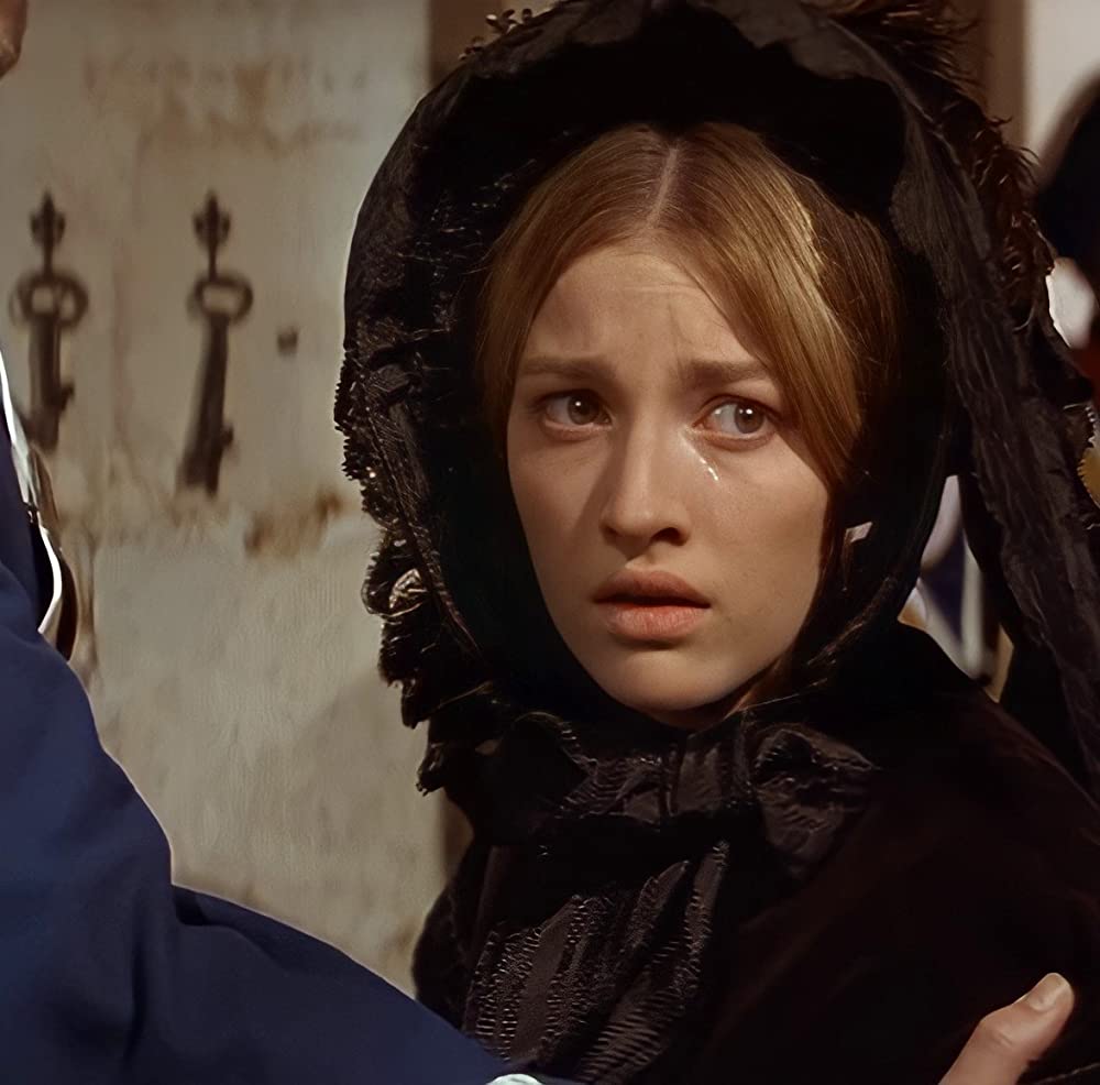 従妹ベットの画像