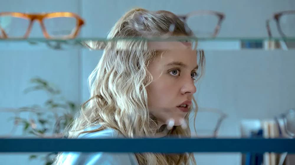 「観察者」シドニー・スウィーニーの画像