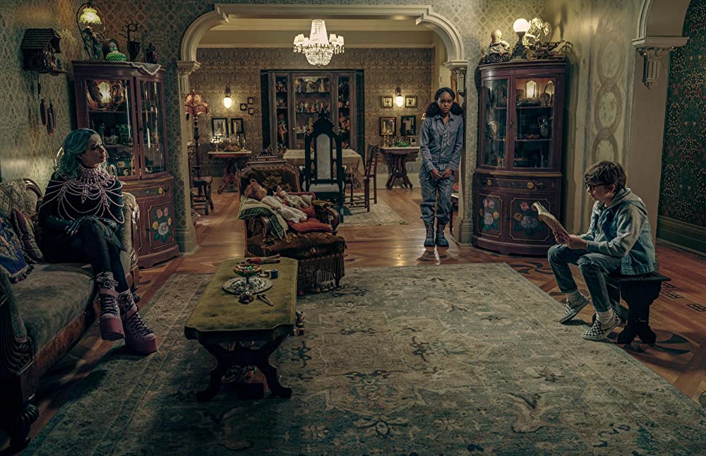 「ナイトブック」クリステン・リッター & リディア・ジュエット & ウィンズロウ・フェグリーの画像