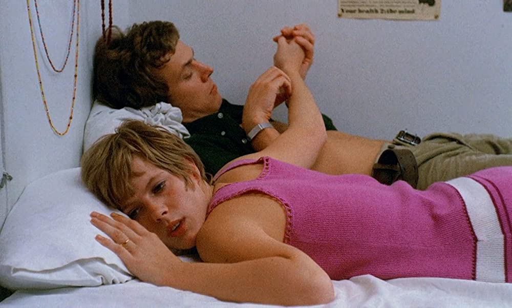 MORE モアの画像