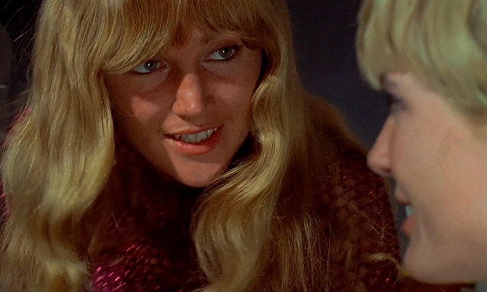 MORE モアの画像