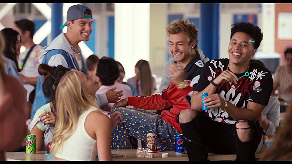 ヒーズ・オール・ザットの画像