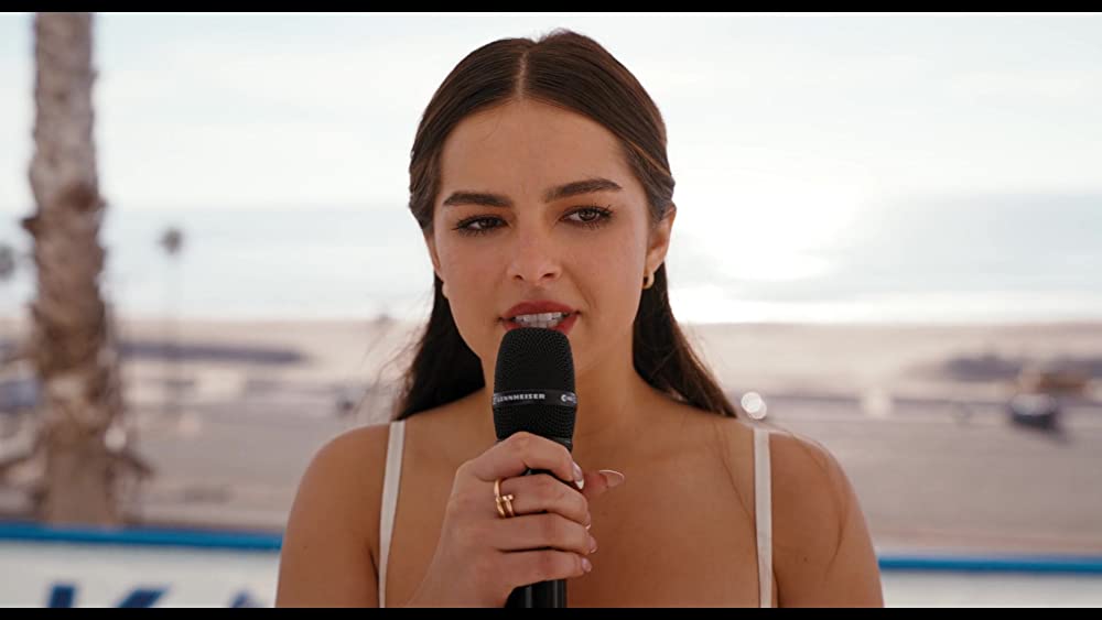 ヒーズ・オール・ザットの画像