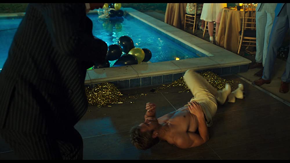 ヒーズ・オール・ザットの画像