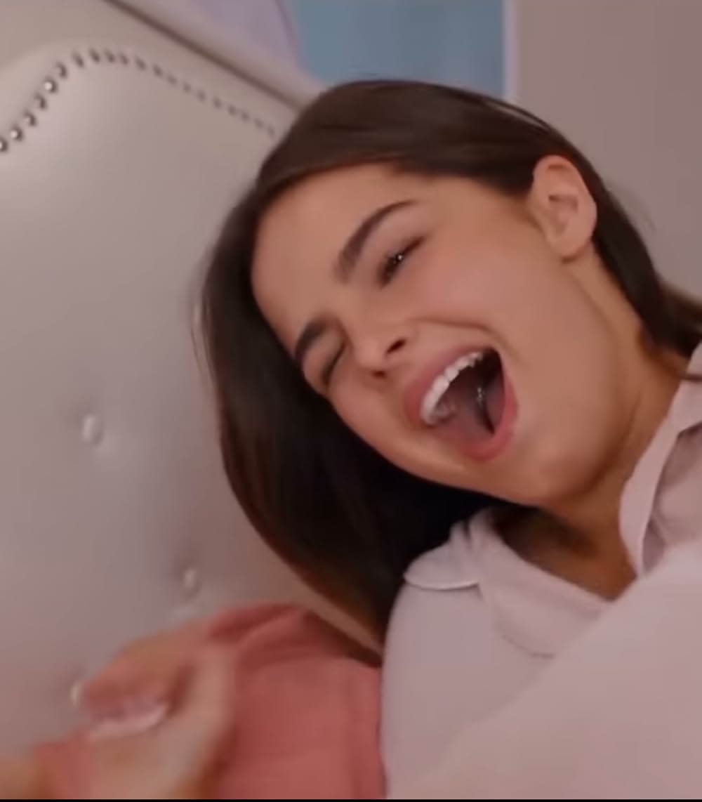 ヒーズ・オール・ザットの画像