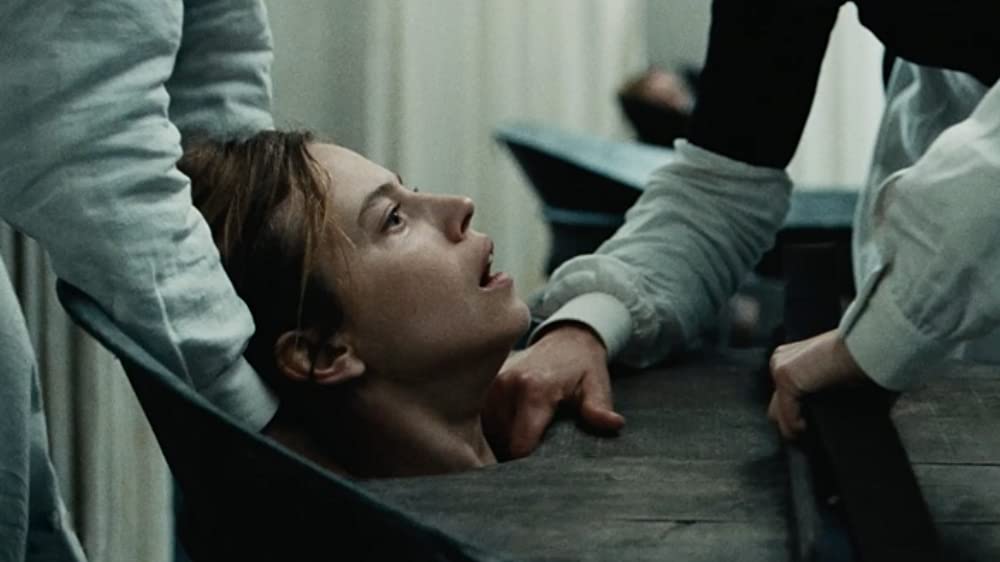 「社会から虐げられた女たち」ルー・ドゥ・ラージュの画像