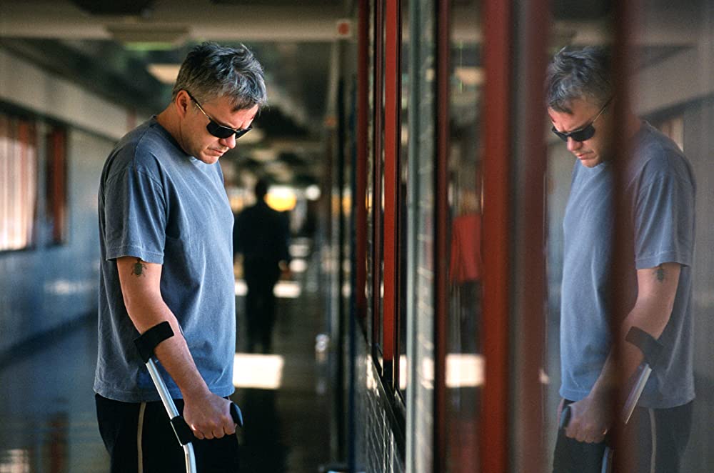 「あなたになら言える秘密のこと」ティム・ロビンスの画像