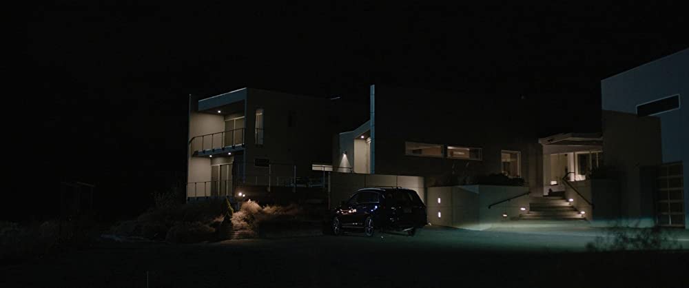 イントルージョン 侵入の画像