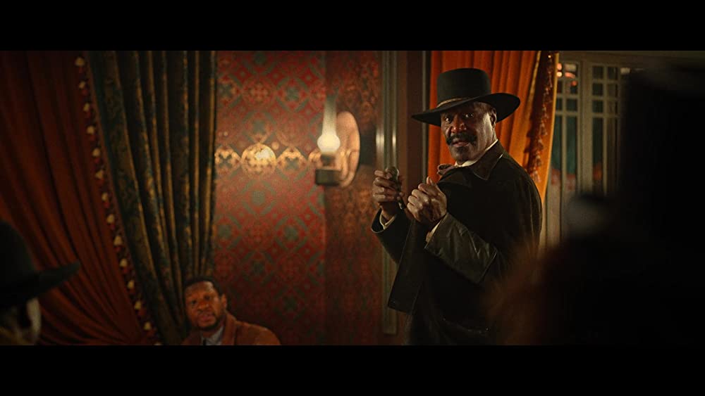 「ザ・ハーダー・ゼイ・フォール 報復の荒野」デルロイ・リンドーの画像