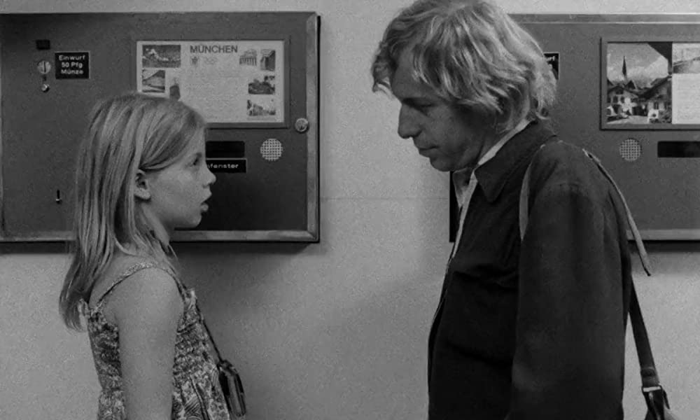 都会のアリスの画像