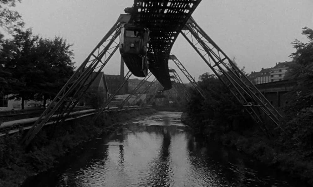 都会のアリスの画像