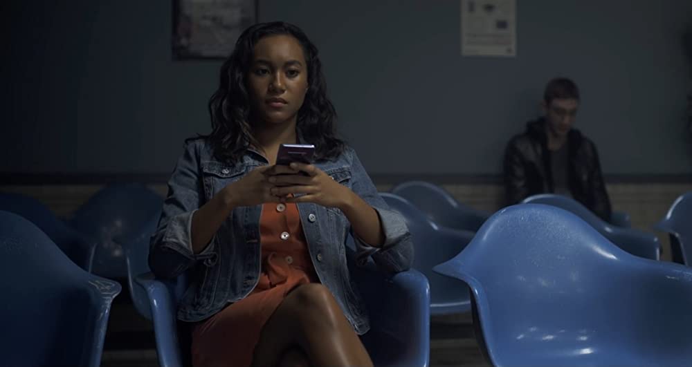 「サムワン・インサイド」シドニー・パーク & セオドア・ペレリンの画像