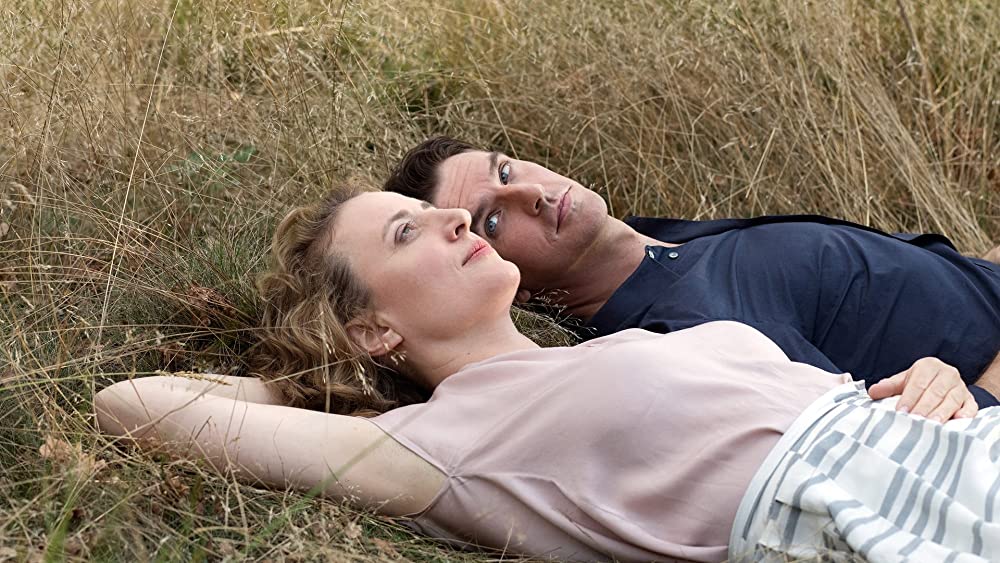 「アイム・ユア・マン 恋人はアンドロイド」マレン・エッゲルト & ダン・スティーブンスの画像