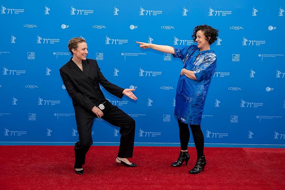 アイム・ユア・マン 恋人はアンドロイドの画像